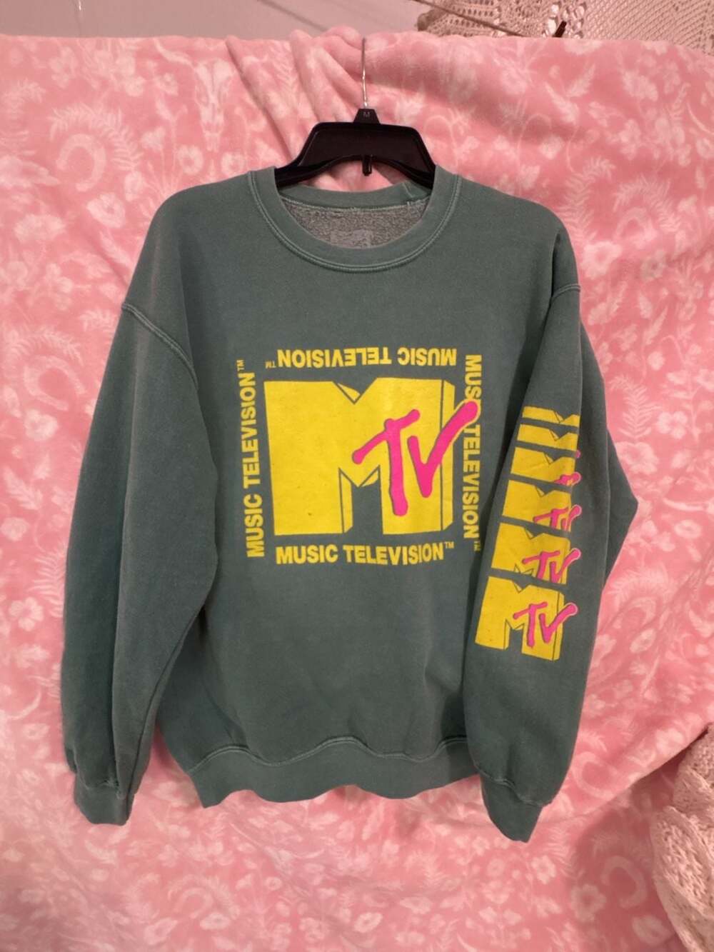 MTV Music Television Logo Crewneck Sweatshirt with Sleeve Graphic